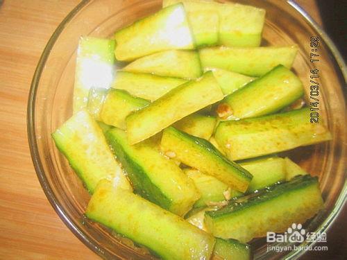 罐装酸瓜怎么吃,罐装酸瓜的多样食用指南