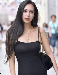 最新吃瓜吊带姐,揭秘娱乐圈新晋话题女王背后的故事