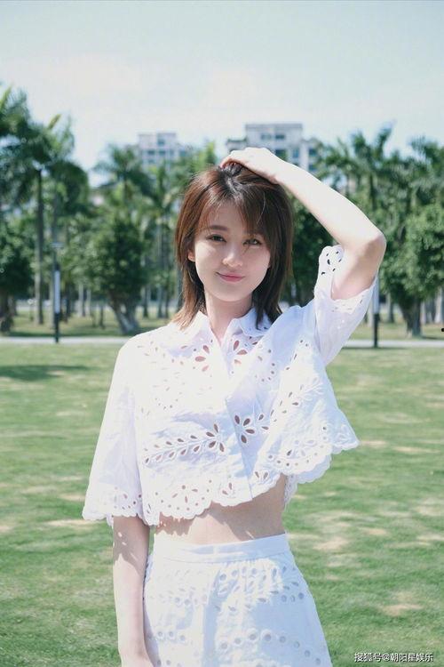 尤利娅吃瓜,一场甜蜜的吃瓜盛宴