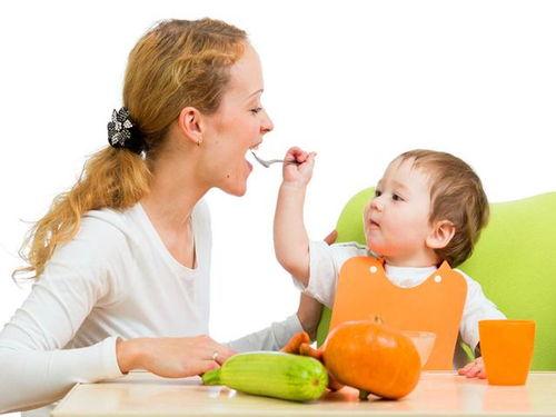 梦见母亲分瓜给我们吃,母亲分瓜的温馨回忆